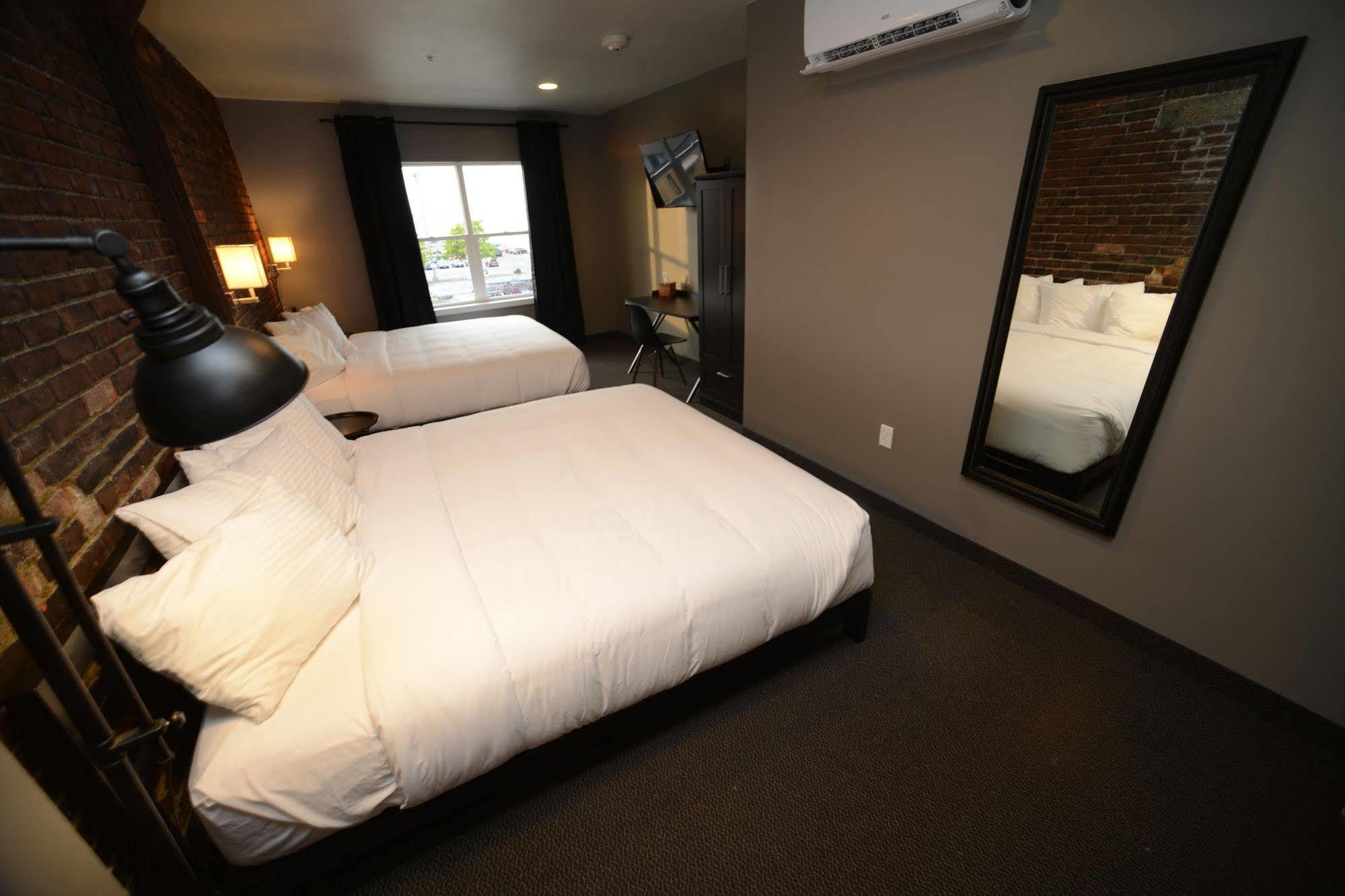 Hotel Kilbourne Sandusky Exterior photo